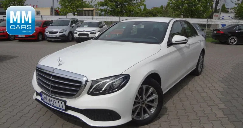 mercedes benz klasa e Mercedes-Benz Klasa E cena 129850 przebieg: 111105, rok produkcji 2017 z Ostrów Lubelski